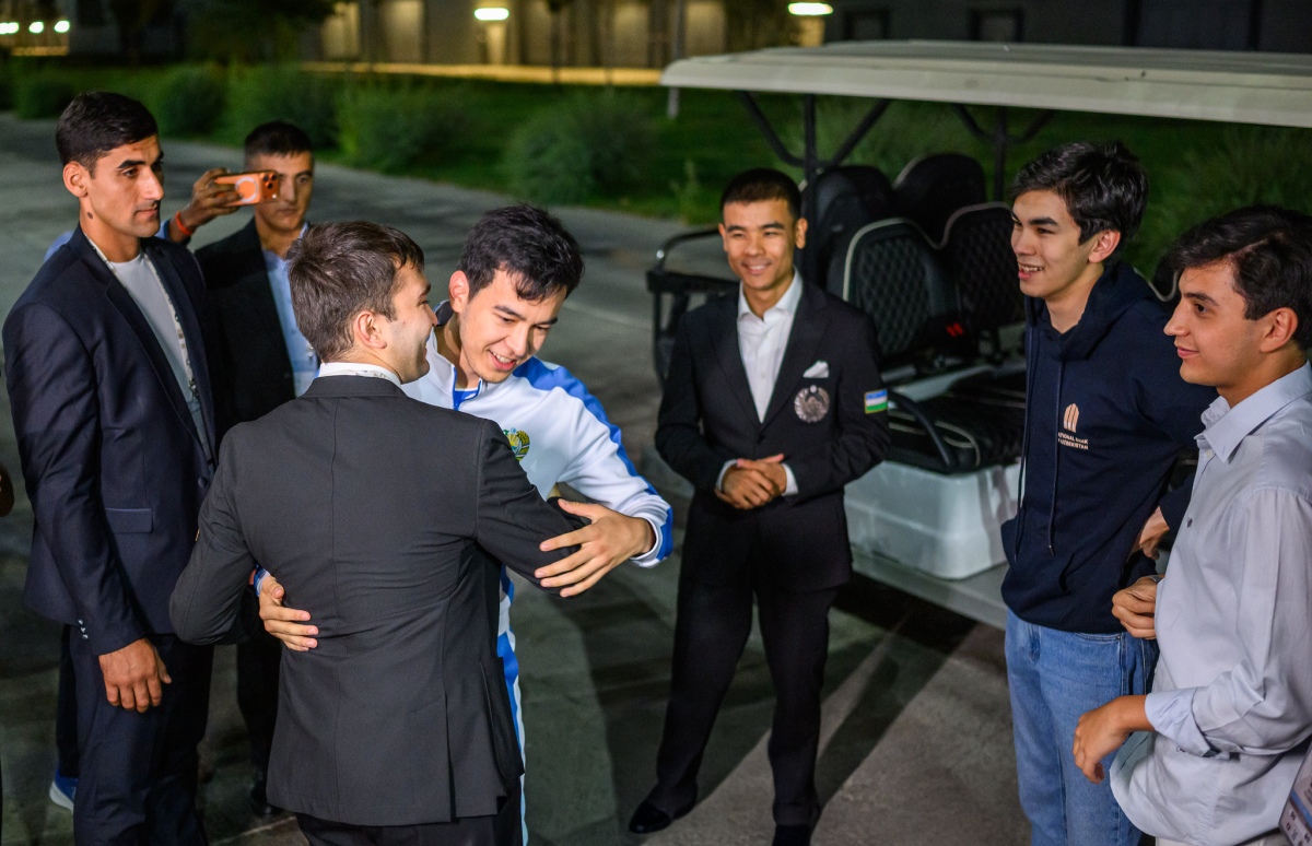 Chess news — Six Rounds Down, Five to Go: