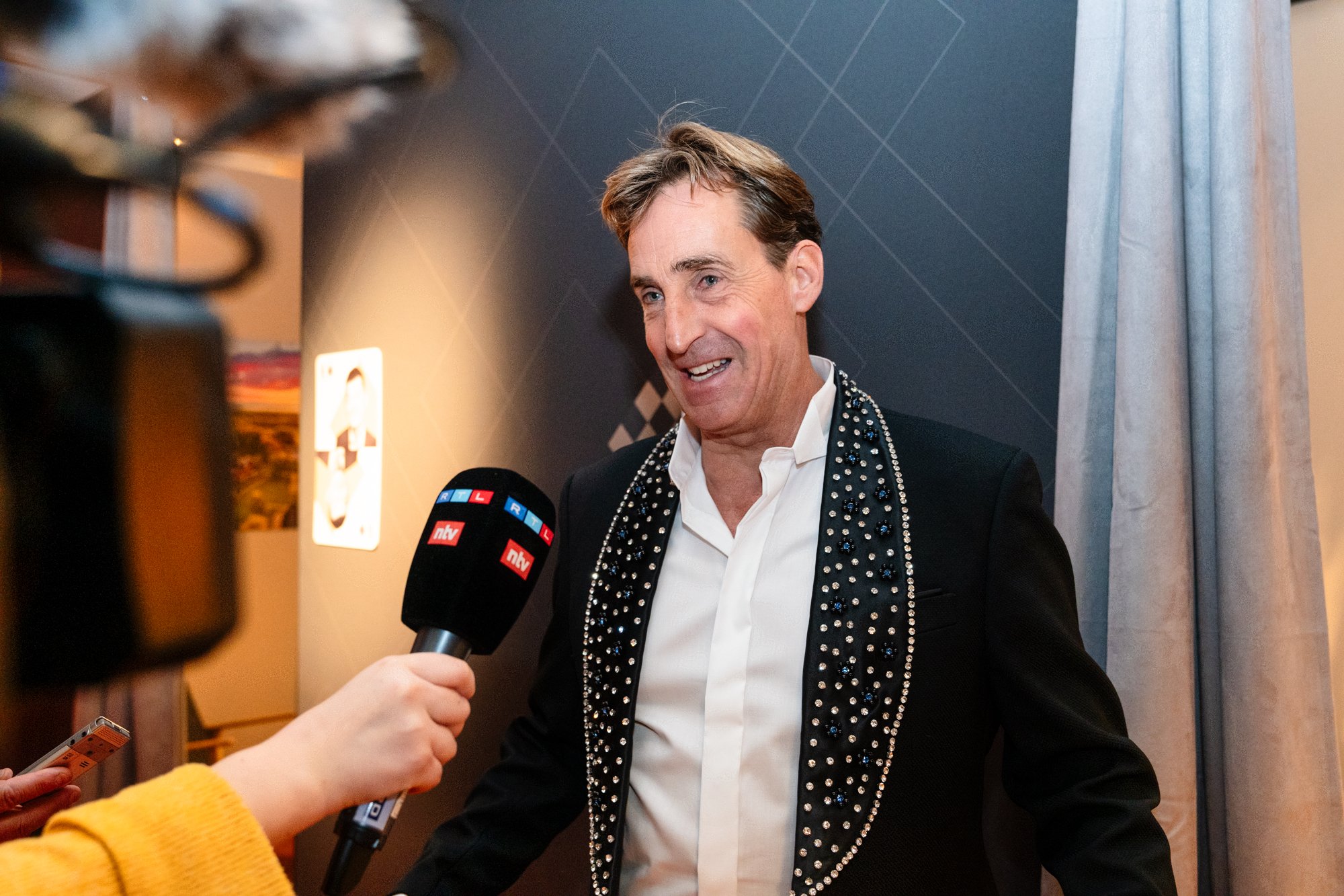 Chess news — EXCLUSIVE: Buettner Denies Withdrawal and Reveals Offer to Turlov-Anand Camp.