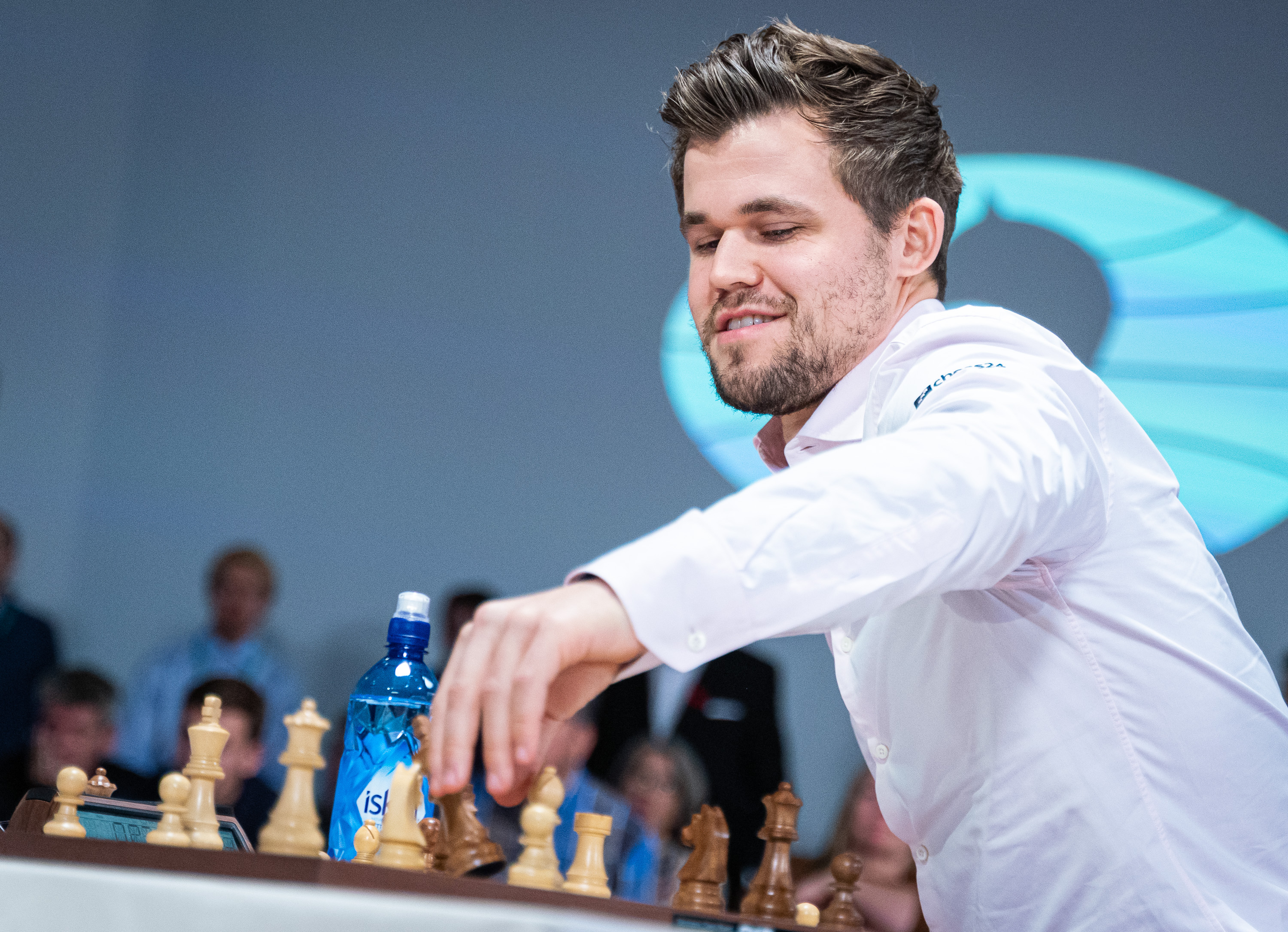 Chess news — Rosenstein Promises Magnus Carlsen Return